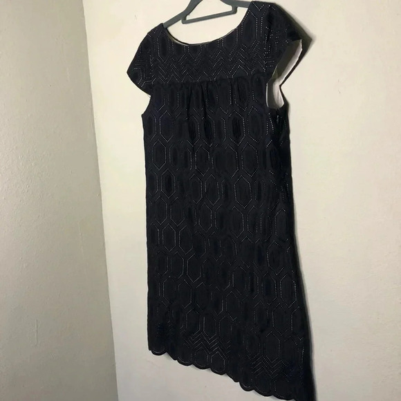 Ann Taylor Black Eyelet Style Dress Size 8 - Picture 2 of 6